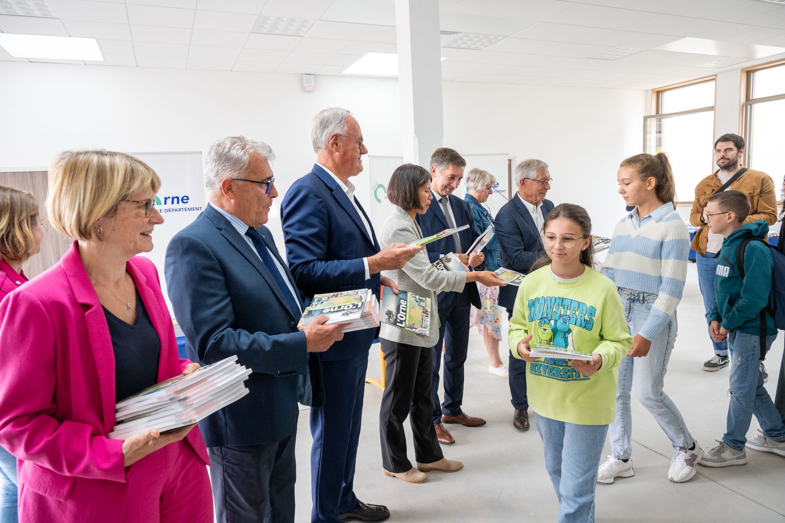 Le Conseil Départemental offre un livre 100% ornais à tous les élèves de 6