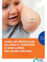 Guide des protocoles de soins et conduites à tenir auprès des jeunes enfants  ©CD61
