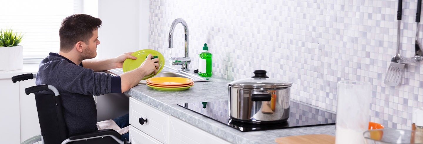 Vie à domicile handicaps ©Andrey Popov-adobestock_415470774 Vie à domicile handicaps ©Andrey Popov-adobestock_415470774