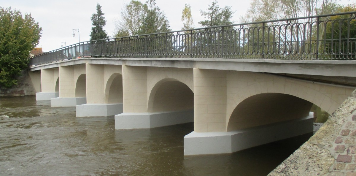 Pont Écouché-les-Vallées ©CD61